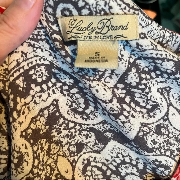 Lucky Brand Red and Black Sleeveless  Floral Blouse - Picture 5 of 5